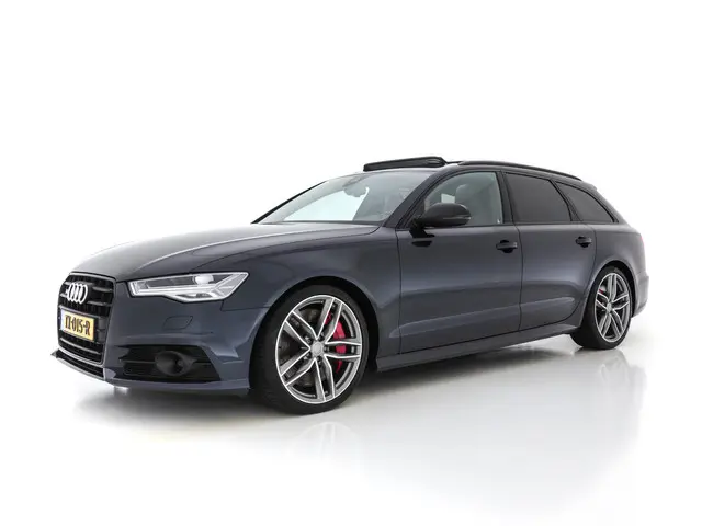 Audi S6 3