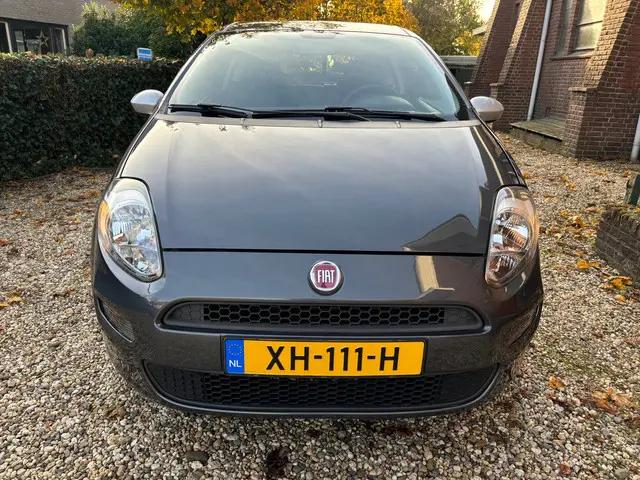 Fiat Punto Evo 1.2 Street | AIRCO | ZEER NETJES | 2014 Benzine 8