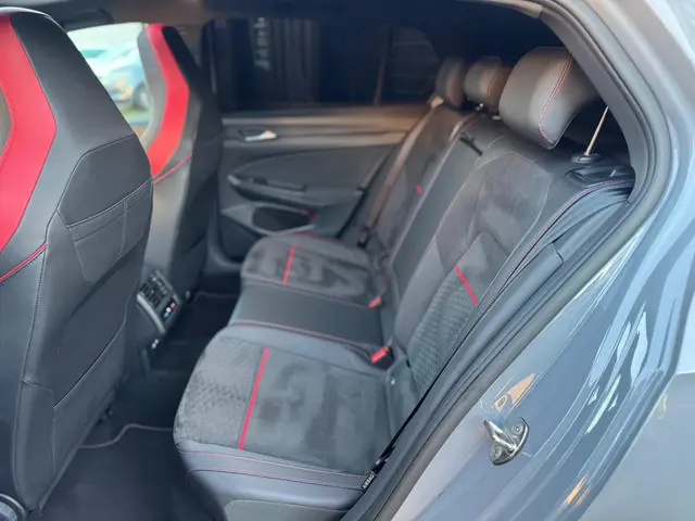 Volkswagen Golf 2.0 TSI GTI Clubsport 2021 Benzine 41