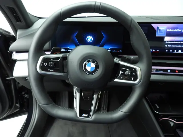 BMW 5 Serie Sedan 540d xDrive 2024 Diesel 11