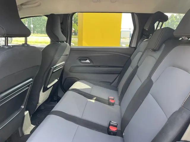 Dacia Jogger TCe 110 Extreme 7p. 2025 Benzine 27