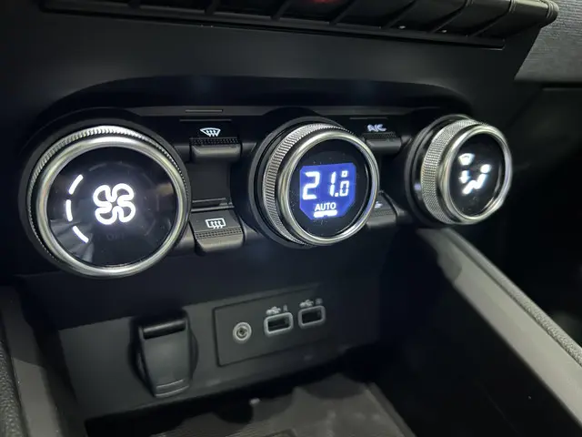 Mitsubishi Colt 1.6 HEV Intense 2026 Hybride Benzine 13