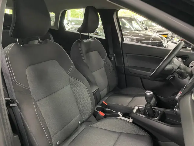 Renault Captur 1.0 TCe 90 evolution 2023 Benzine 24