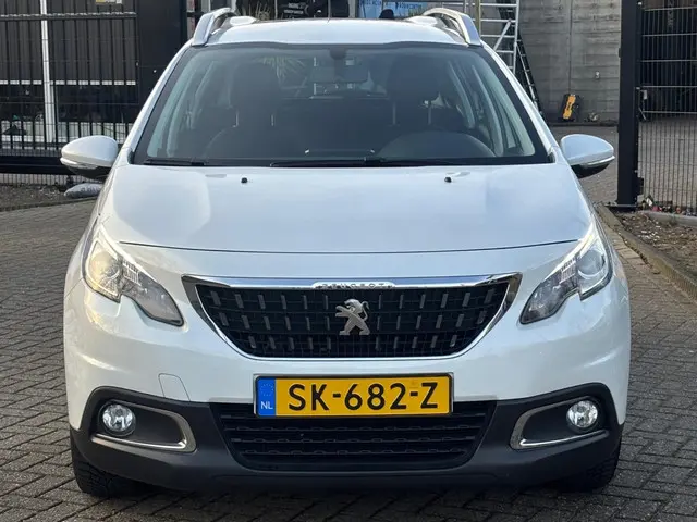 Peugeot 2008 1.2 Benzine Wit 2018 Automaat LED 2018 Benzine 2