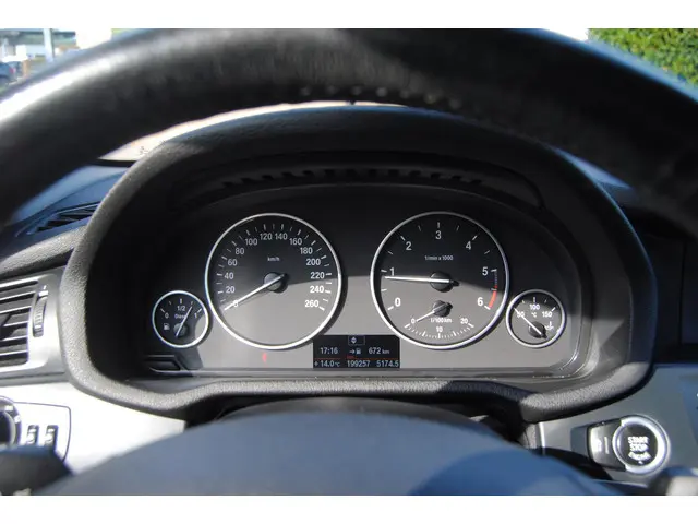 BMW X3 xDrive20d Executive 2013 Diesel 9