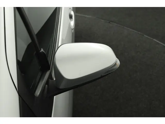 Toyota Yaris 1.5 Hybrid Active 2020 Hybride Benzine 33
