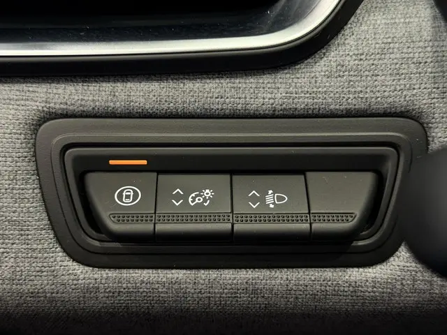 Renault Clio 1.0 TCe 90 Evolution 2024 Benzine 30