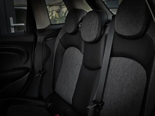 MINI One Mini 1.5 Business Edition 2019 Benzine 24