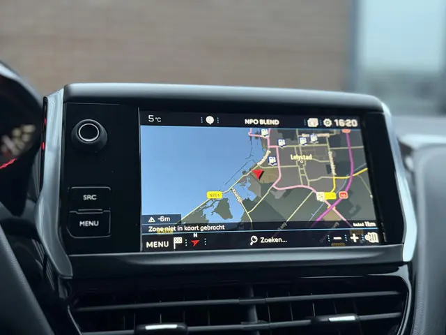 Peugeot 208 1.2 PureTech Blue Lion 2018 Benzine 8