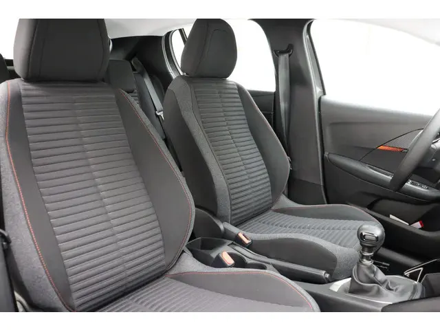 Peugeot 208 1.2 PureTech Active Pack 2023 Benzine 11
