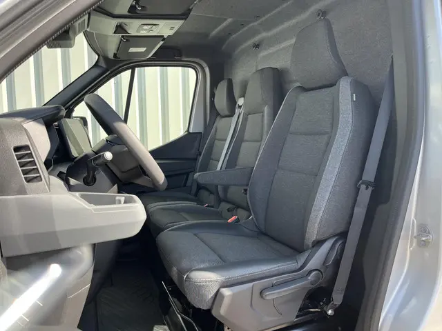 Renault Master L2H2 T35 2.0 dCi 130 Advance 2024 Diesel 6