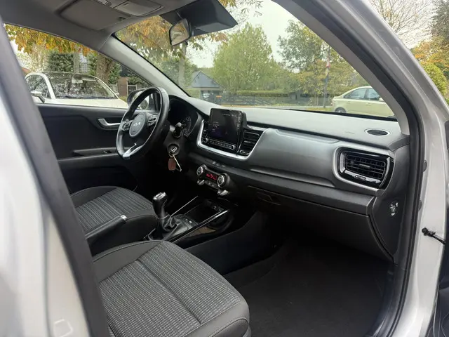 Kia Stonic 1.0 T-GDi MHEV DynamicLine 2021 Benzine 10