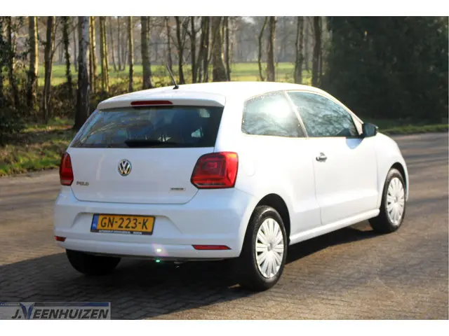 Volkswagen Polo 1.0 Easyline 2015 Benzine 7