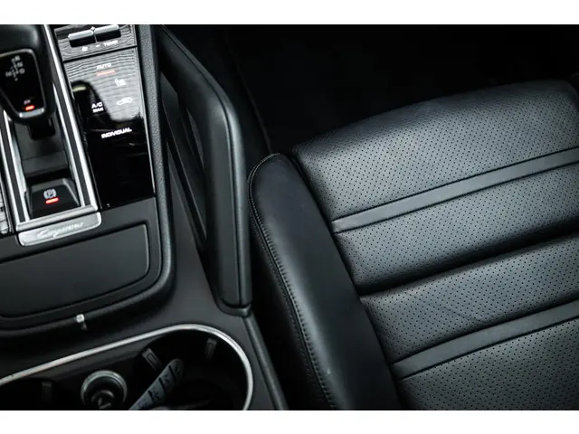 Porsche Cayenne Coupé 3.0 E-Hybrid 2020 Hybride Benzine 40