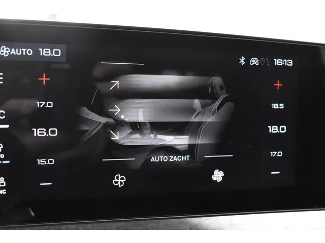 Peugeot 3008 Hybrid 136 EAT6 GT 2024 Hybride Benzine 15