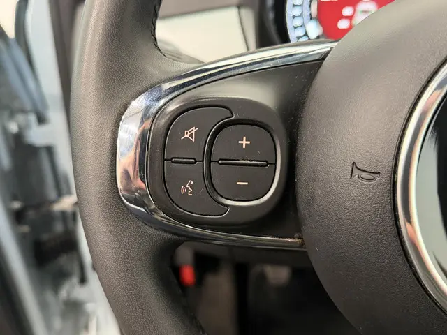 Fiat 500 1.0 Hybrid Dolcevita 2023 Benzine 14