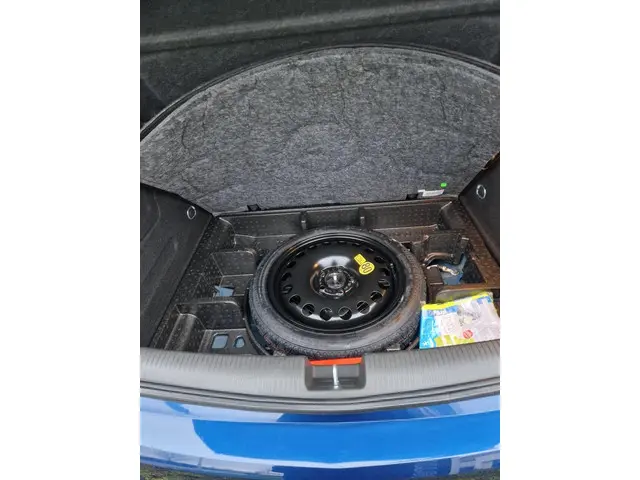 Opel Astra 1.2 Edition 2020 NAVI,CRUISE,LMV 2020 Benzine 22