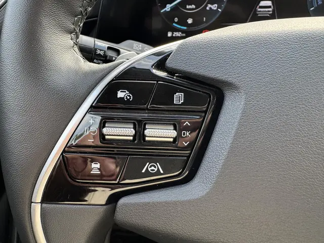 Kia Niro 1.6 GDi PHEV DynamicLine 2023 Hybride Benzine 13
