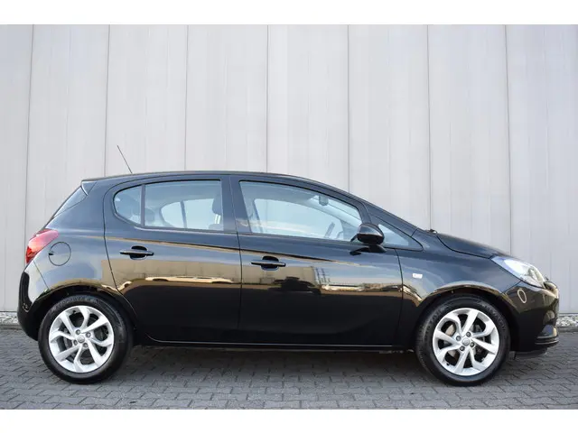 Opel Corsa 1.4 Online Edition 2018 Benzine 4
