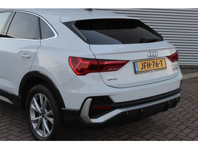 Audi Q3 35 TFSI Advanced edition 2024 Benzine 43