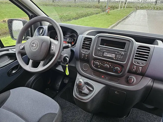 Opel Vivaro 1.6 2019 Diesel 8
