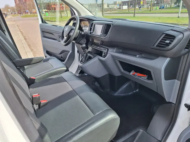 Citroën Jumpy 1.5 BlueHDI 100 M Club 2021 Diesel 13
