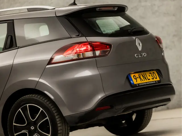 Renault Clio Estate 1.5 dCi Dynamic Sport 2013 Diesel 11
