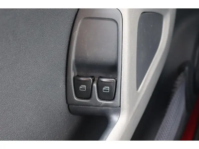 Smart Fortwo coupé 1.0 mhd Pure, Automaat. 2014 Benzine 9