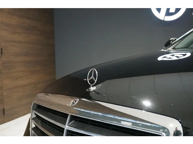 Mercedes-Benz E-Klasse Estate 200 Premium 2018 Benzine 11