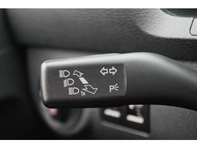 Volkswagen Caddy 2.0 TDI L1H1 BMT Highline 2018 Diesel 35