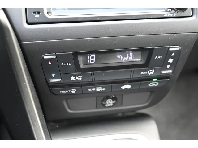 Honda Civic 1.8 GT 2012 Benzine 26