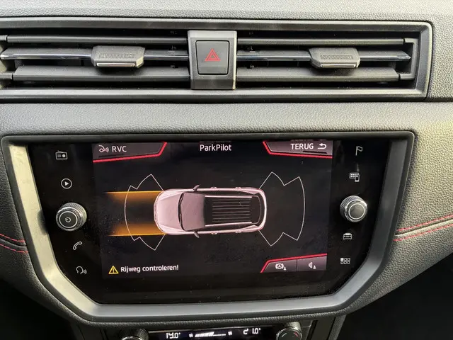 SEAT Arona 1.5 TSI EVO FR Business Intense 2019 Benzine 9