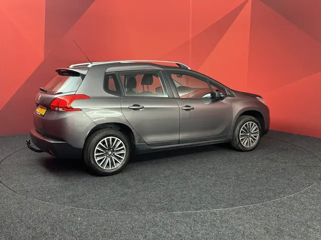 Peugeot 2008 1.2 VTi Blue Lease 2014 Benzine 20