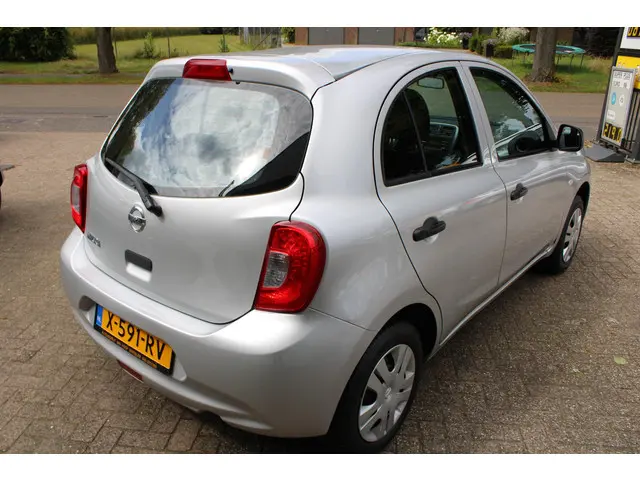 Nissan Micra 1.2 Acenta 2017 Benzine 4