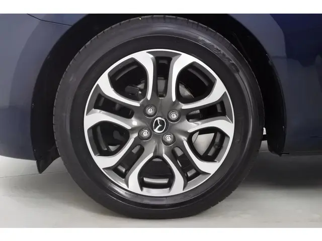 Mazda 2 1.5 90pk Nakama 2016 Benzine 7