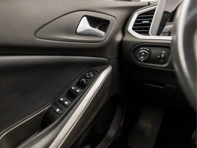 Opel Grandland 1.2 Turbo Elegance Sport 2022 Benzine 20