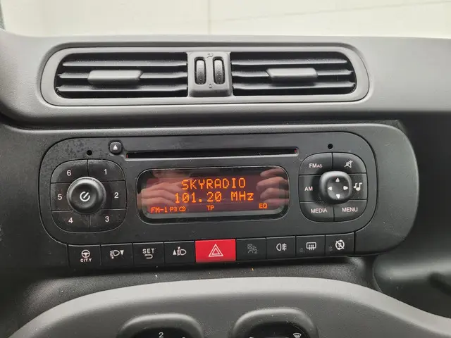 Fiat Panda 0.9 TwinAir Edizione Cool 2016 Benzine 10