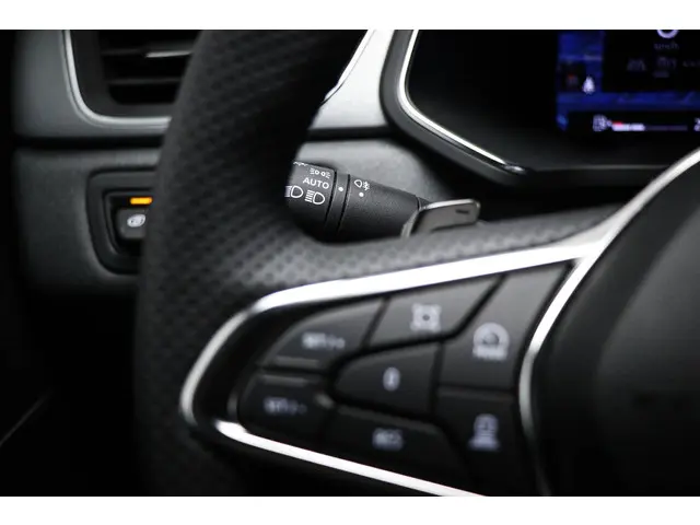 Renault Captur 1.3 mild hybrid Techno 160pk 2024 Benzine 32