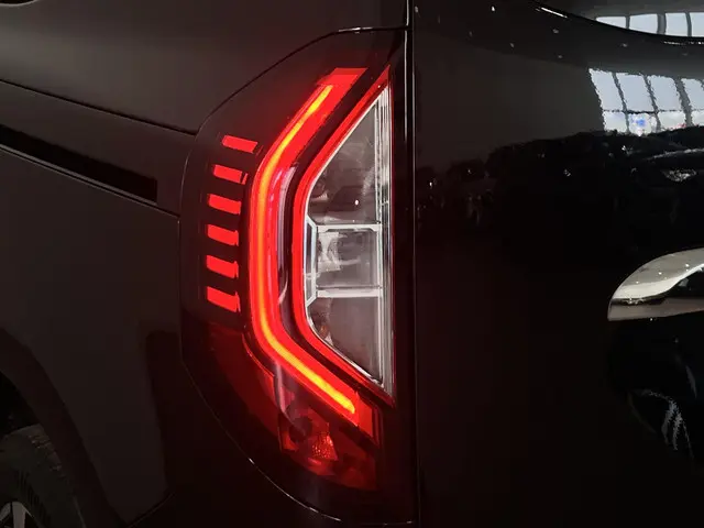 Renault Kangoo 1.3 TCe 130 EDC Techno 2023 Benzine 28