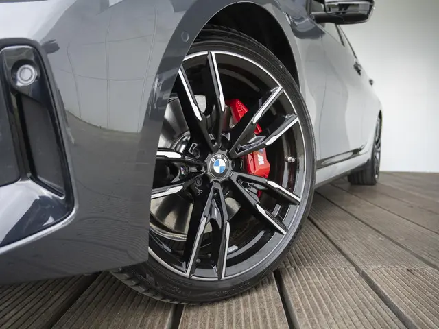 BMW 3 Serie Touring M340i xDrive 2024 Benzine 13