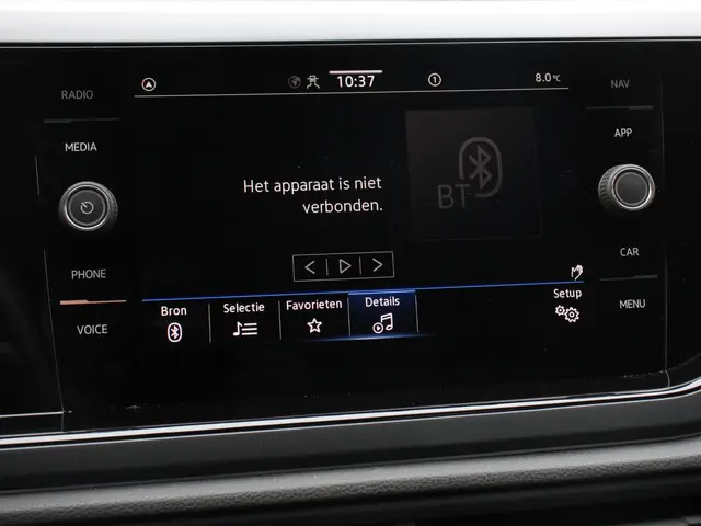 Volkswagen Polo 1.0 TSI R-Line DSG 2023 Benzine 24