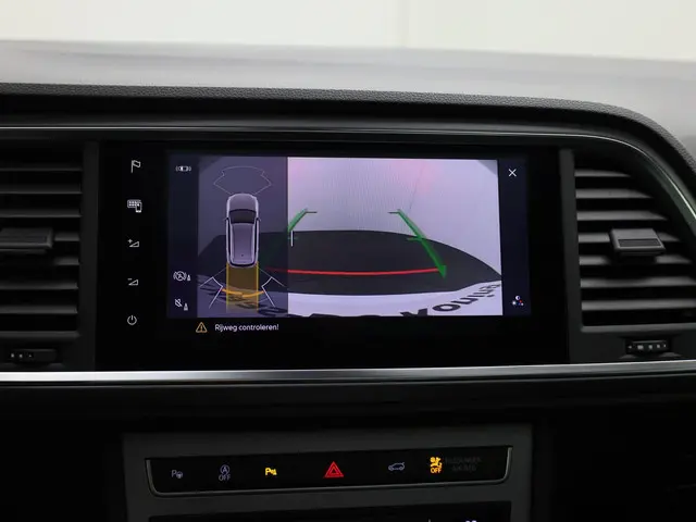 SEAT Ateca 1.5TSI/150PK FL FR DSG 2022 Benzine 11