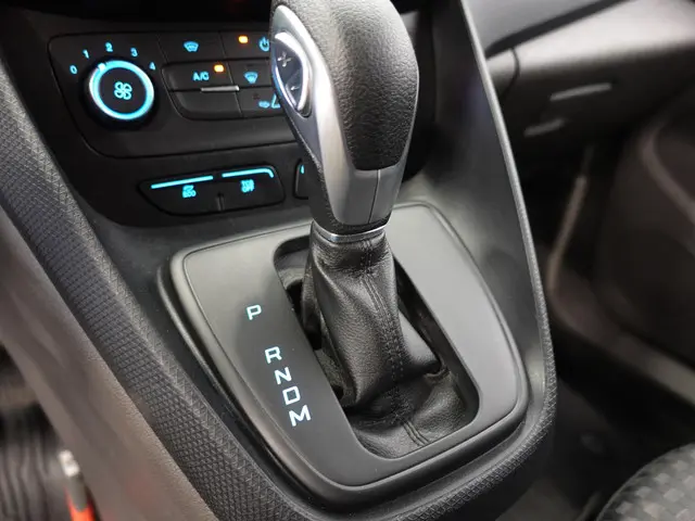 Ford Transit Connect 1.5 L2 Trend Automaat 2023 Diesel 27