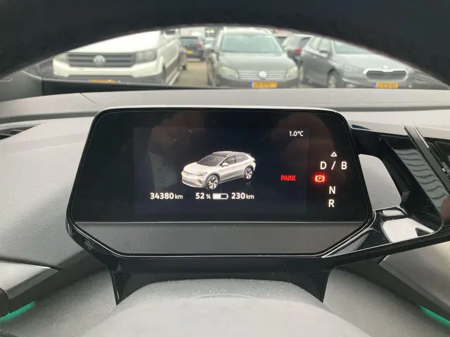 Volkswagen ID.4 First 77 kWh 204pk 2020 Elektrisch 11