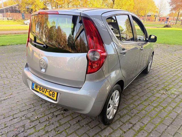 Opel Agila 1.2 Edition STYLE 2013 Benzine 13