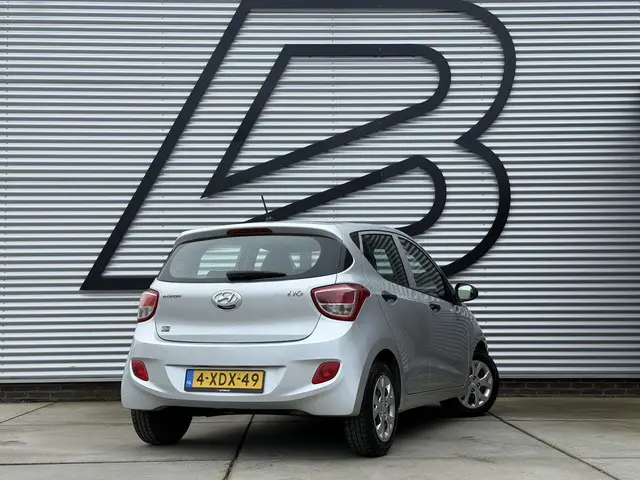Hyundai i10 3