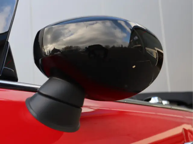 MINI Cooper Cabrio John Works Chili 2020 Benzine 15
