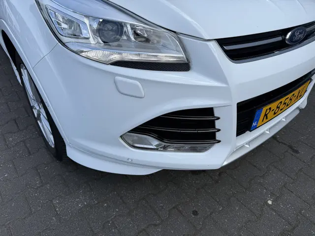 Ford Kuga 1.5 Titanium 2015 Benzine 19