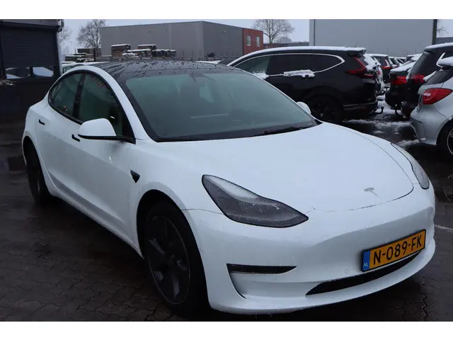 Tesla Model 3 Long Range AWD 75 kWh 2021 Elektrisch 10