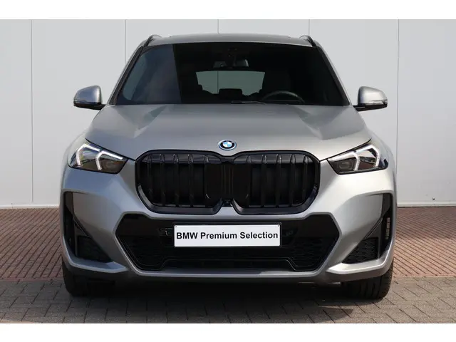 BMW X1 xDrive30e 2025 Hybride Benzine 2
